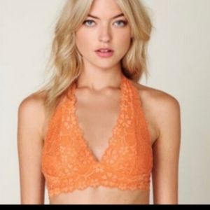 NWT Free People  Galloon Lace Halter Brale…